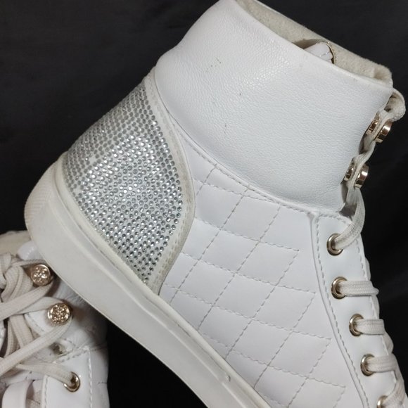 Guess High Top Sneaker Women's Sz 6 White Quilted Athletic Shoe Rhinestone Heelt - Picture 3 of 10